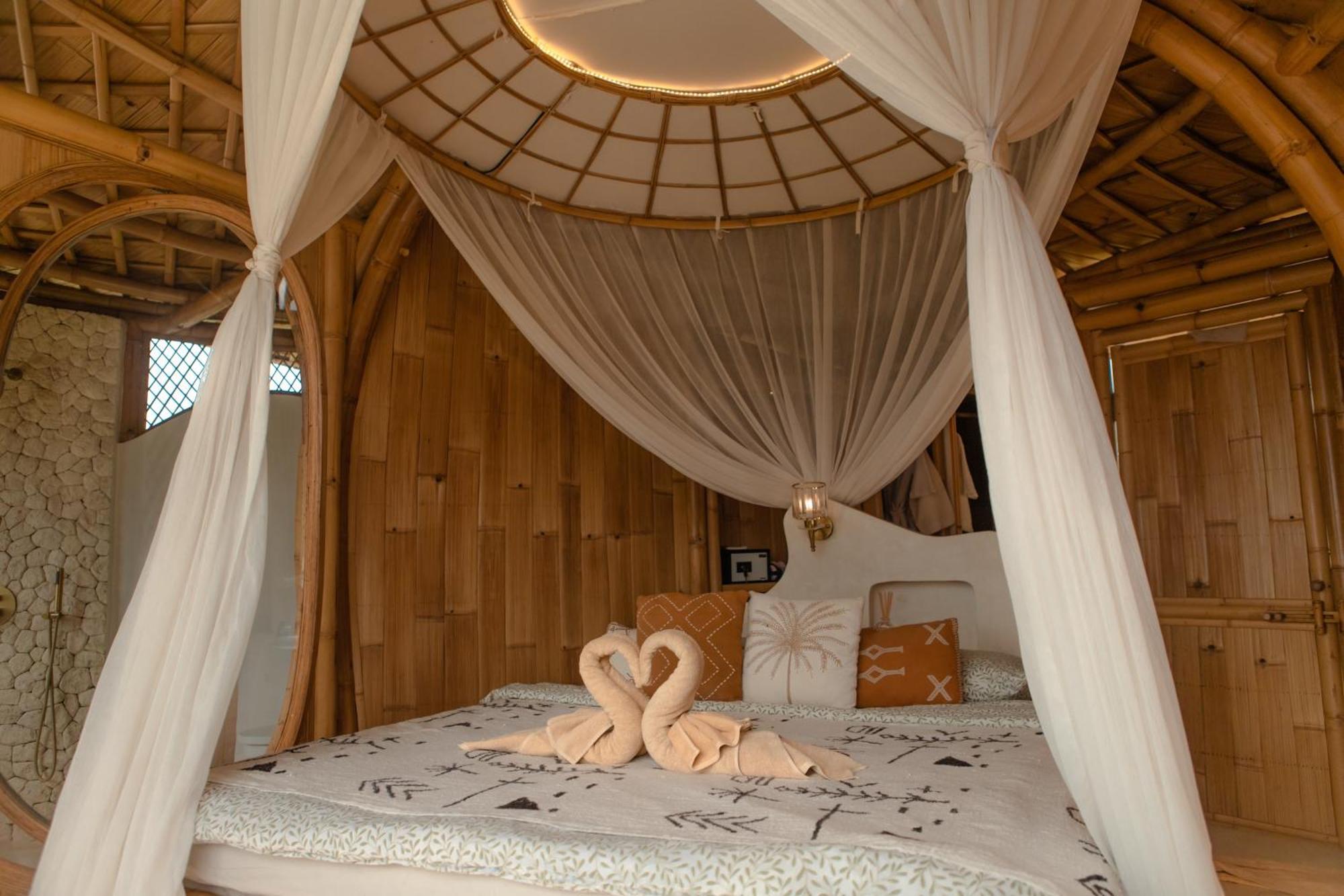 Camanta Penida - Adult Only Hotel Toyapakeh Exterior photo
